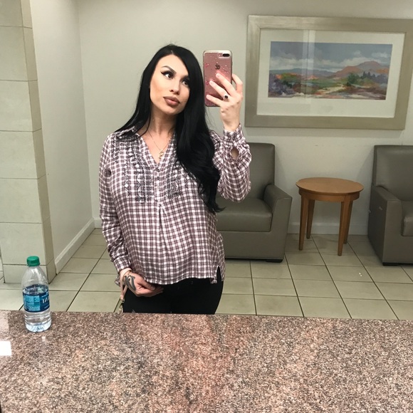 Meet your Posher, Belicia 💋 - Picture 2 of 2